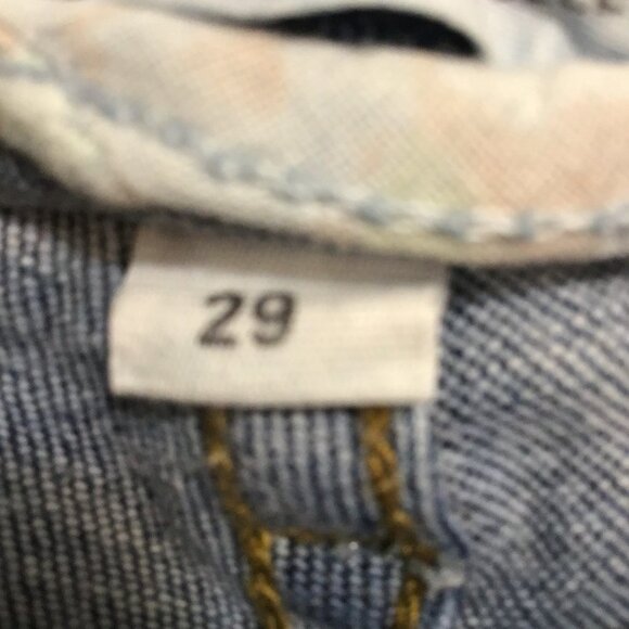 Frame Le Grand Garcon Distressed Jeans Richmond Wash Size 29 - Picture 2 of 13